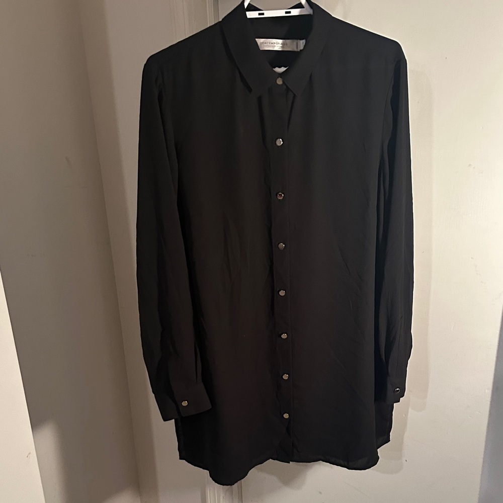Contemporaine Button-Up Shirt